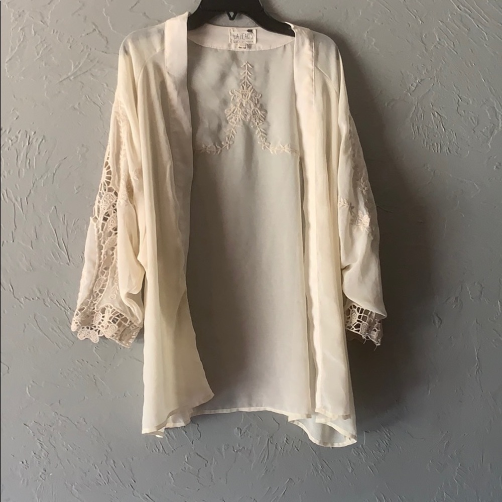 Kimono-style top with cut outs